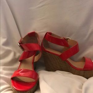 New York and Company Wedges